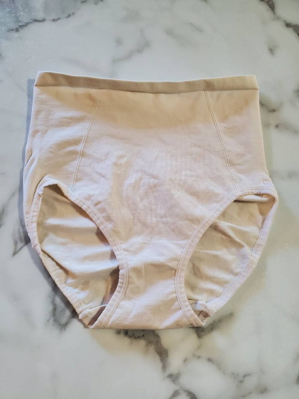 Vintage Hanes Her Way Shaping Briefs XL